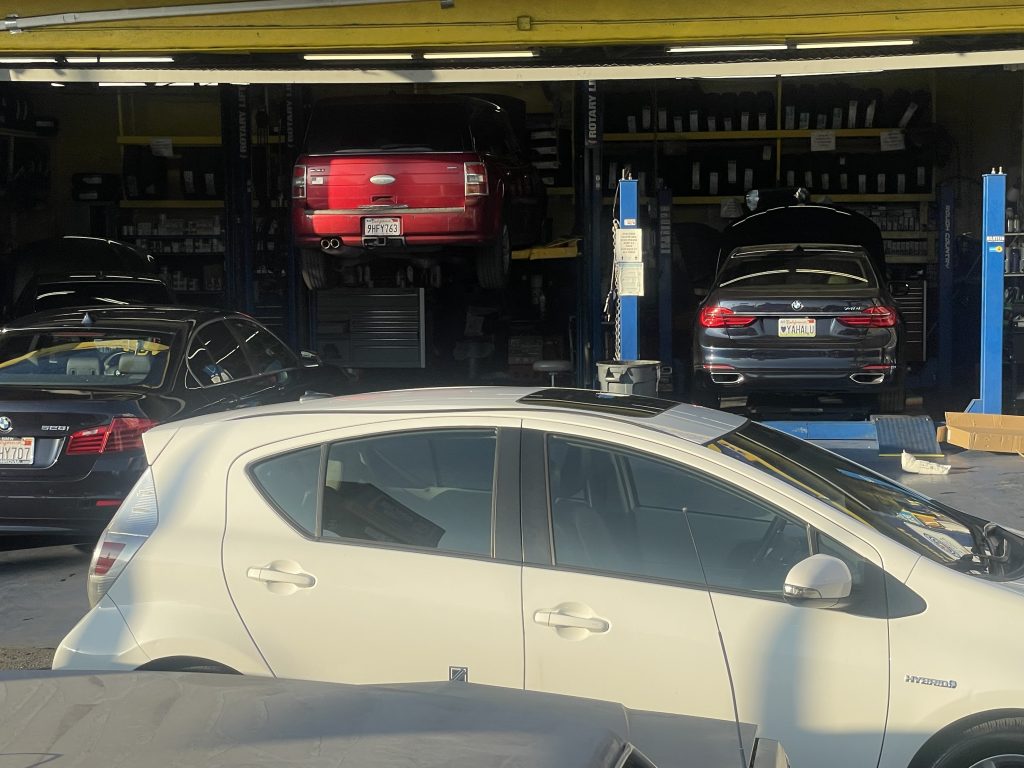 Service Images: IMG_2684