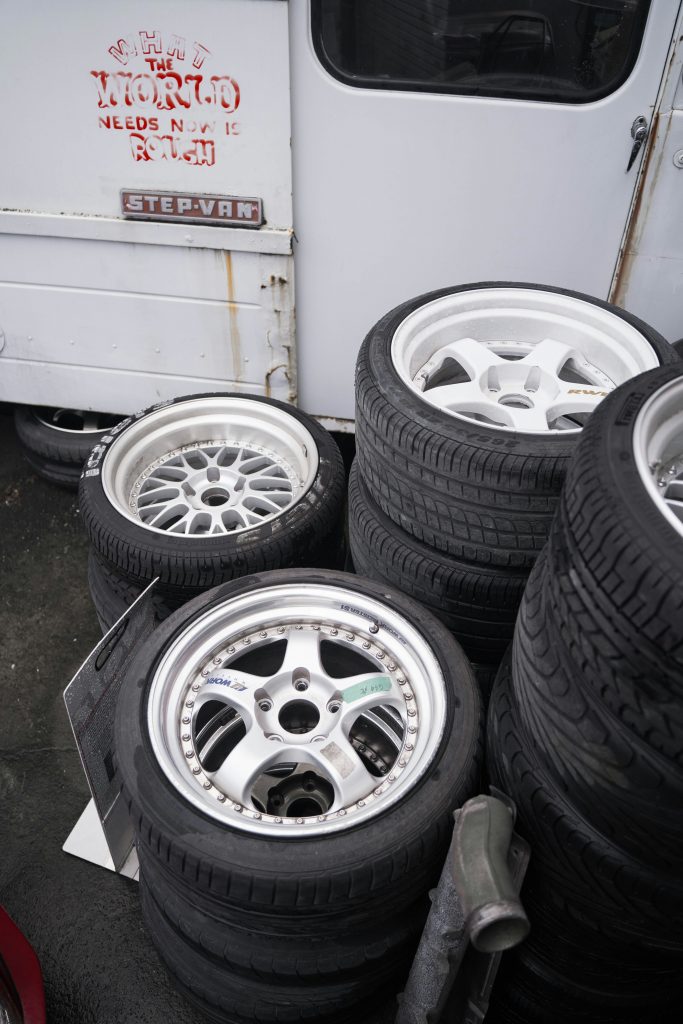 Service Images: 2A7A7813-EC28-4D82-A694-02D070191676